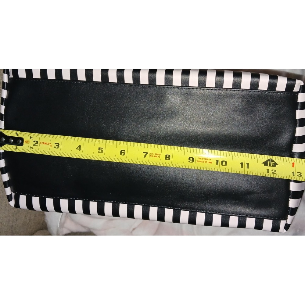 Victoria's Secret Tote Bag, Black & Pink, size 12.5 x 5.5 x 12, W/free Lotion - Picture 4 of 6